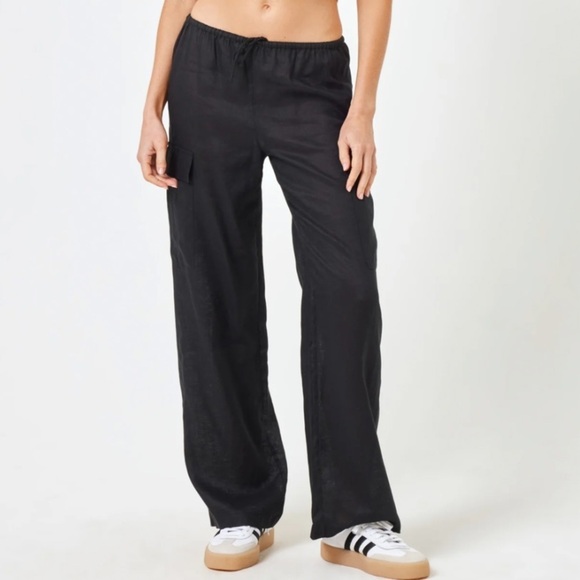 L Space Womens sundown Black 100% linen cargo pants M - Picture 1 of 11